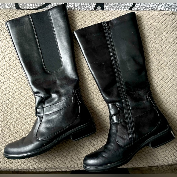 Naot Aura Viento Boots size US 5 - Picture 1 of 5
